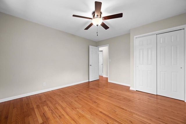 W126N7009 Highland DRIVE, Menomonee Falls, WI 53051