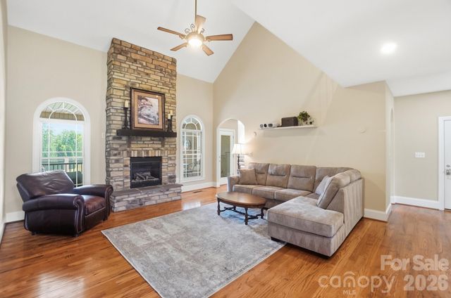 159 Riverchase Lane, Mooresville, NC 28115