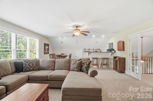 159 Riverchase Lane, Mooresville, NC 28115