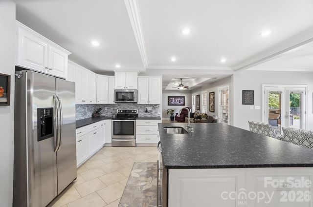 159 Riverchase Lane, Mooresville, NC 28115