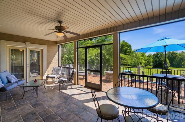 159 Riverchase Lane, Mooresville, NC 28115