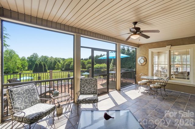 159 Riverchase Lane, Mooresville, NC 28115