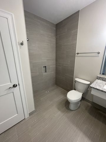 240 Main 302, Millis, MA 02054