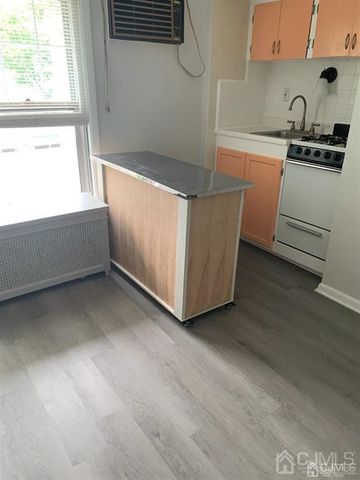 76 S Adelaide Avenue 7, Highland Park, NJ 08904