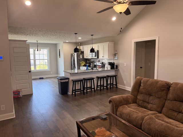 216 Graham Way, Shelbyville, TN 37160
