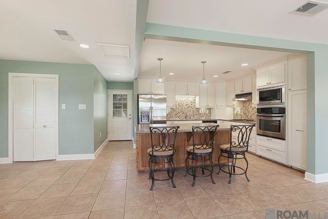 2166 Silverest Ave, Baton Rouge, LA 70816