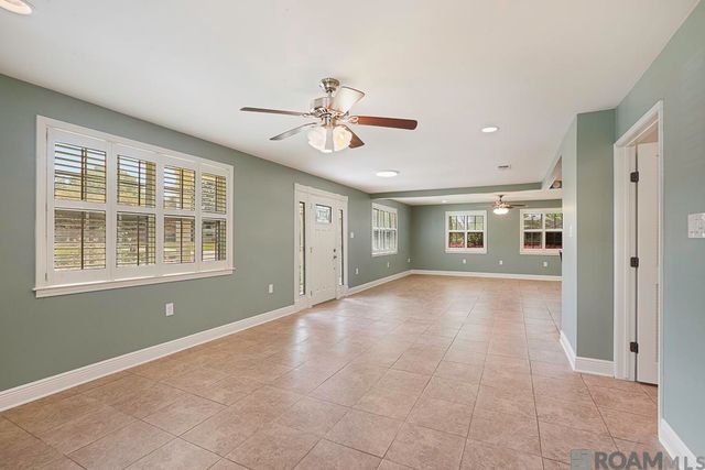 2166 Silverest Ave, Baton Rouge, LA 70816