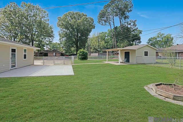 2166 Silverest Ave, Baton Rouge, LA 70816