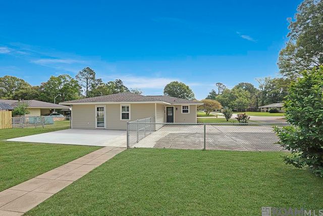 2166 Silverest Ave, Baton Rouge, LA 70816