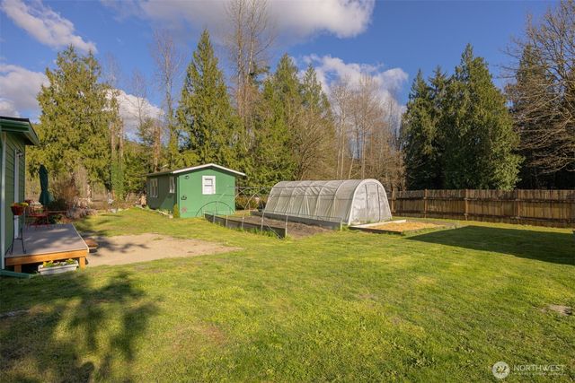6070 Saxon Road, Acme, WA 98220