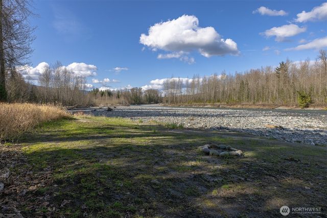 6070 Saxon Road, Acme, WA 98220