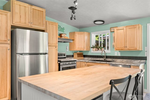 6070 Saxon Road, Acme, WA 98220