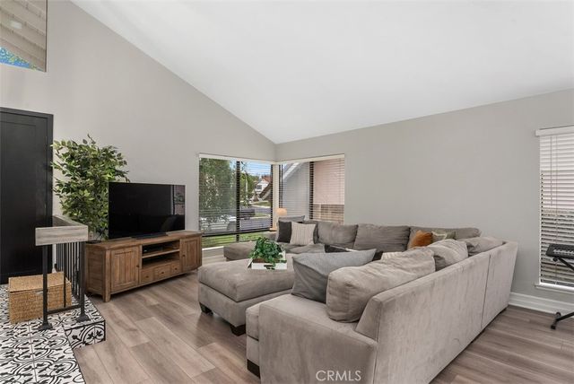 25132 Vista Serrano, Lake Forest, CA 92630