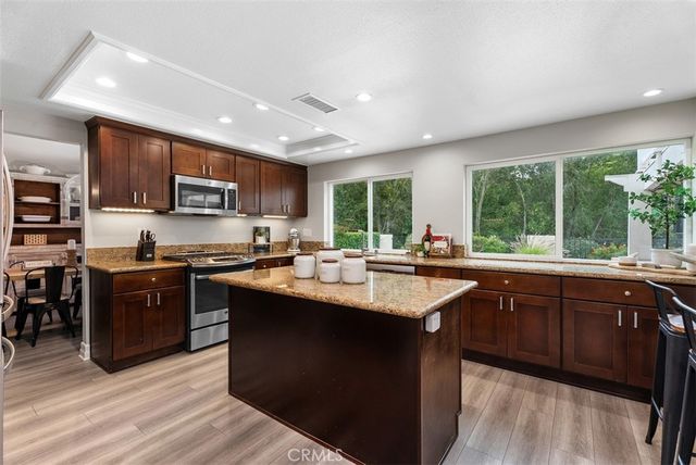 25132 Vista Serrano, Lake Forest, CA 92630