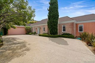 7612 Hillside Dr, La Jolla, CA 92037