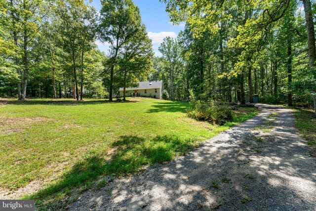 6727 BULL MOOSE CT, Marshall, VA 20115