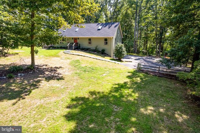 6727 BULL MOOSE CT, Marshall, VA 20115