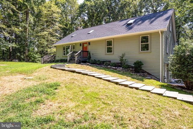 6727 BULL MOOSE CT, Marshall, VA 20115