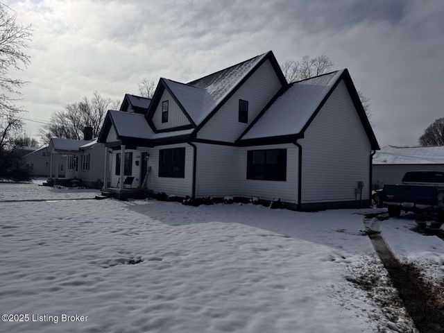 8804 Thompson Ln, Louisville, KY 40258