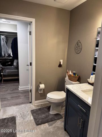 8804 Thompson Ln, Louisville, KY 40258