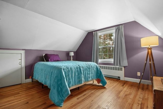 94 Spruce St, Framingham, MA 01701