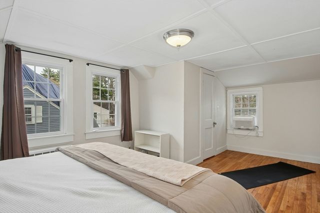 94 Spruce St, Framingham, MA 01701