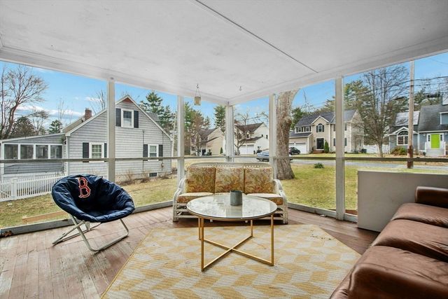 94 Spruce St, Framingham, MA 01701