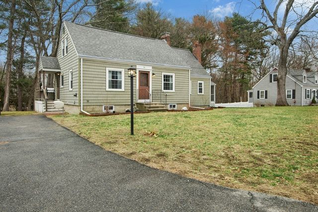 94 Spruce St, Framingham, MA 01701