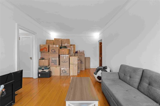 77-16 Austin Street 4L, Forest Hills, NY 11375