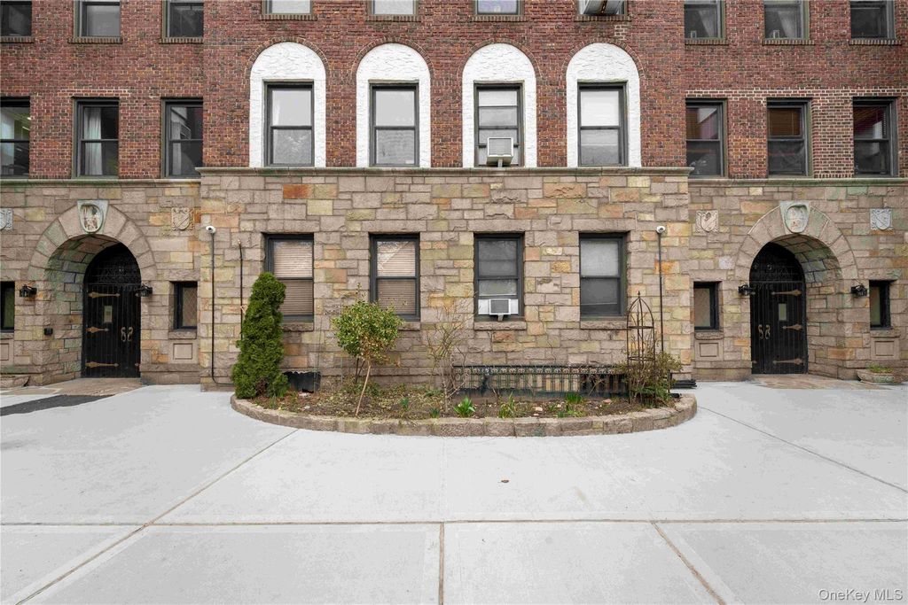 77-16 Austin Street 4L, Forest Hills, NY 11375