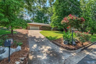 7611 Peacock Drive SW, Huntsville, AL 35802