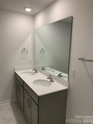 8028 Murray Branch Drive, Charlotte, NC 28216