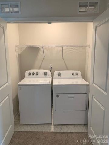 8028 Murray Branch Drive, Charlotte, NC 28216