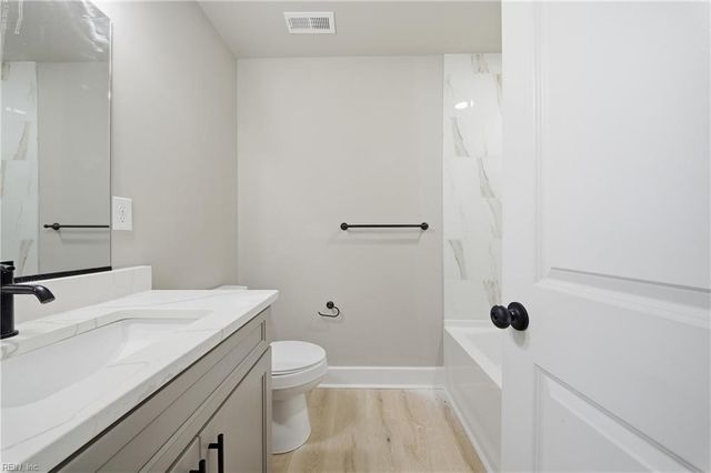 1211 Centre AVE, Portsmouth, VA 23704