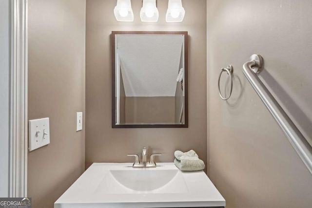 10900 Wittenridge Drive D8, Alpharetta, GA 30022