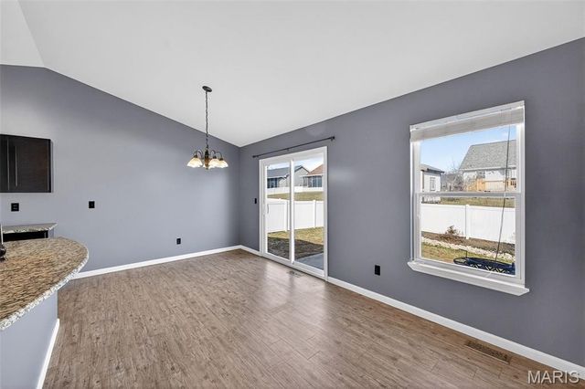 101 Kensington Palace Drive, Troy, MO 63379