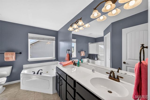 101 Kensington Palace Drive, Troy, MO 63379