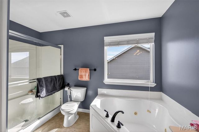 101 Kensington Palace Drive, Troy, MO 63379