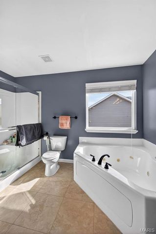 101 Kensington Palace Drive, Troy, MO 63379