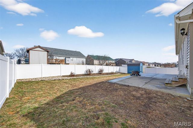 101 Kensington Palace Drive, Troy, MO 63379