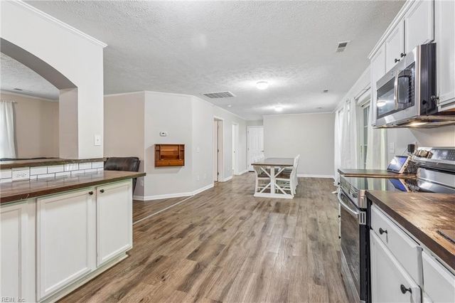 14306 Courthouse HWY, Smithfield, VA 23430