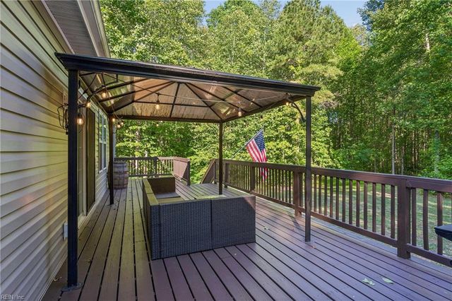 14306 Courthouse HWY, Smithfield, VA 23430