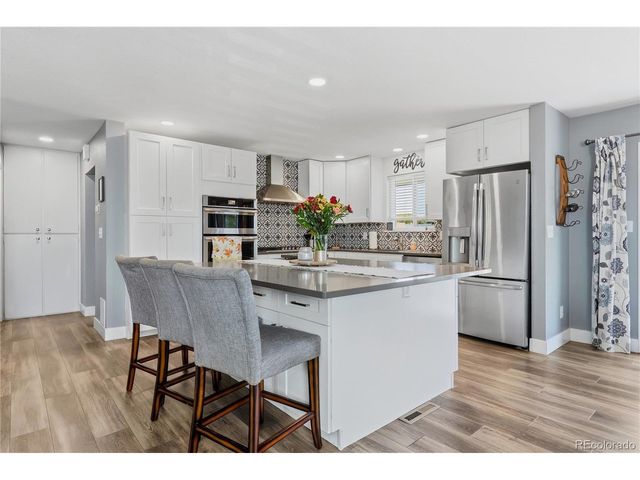 64 Baylor Dr, Longmont, CO 80503