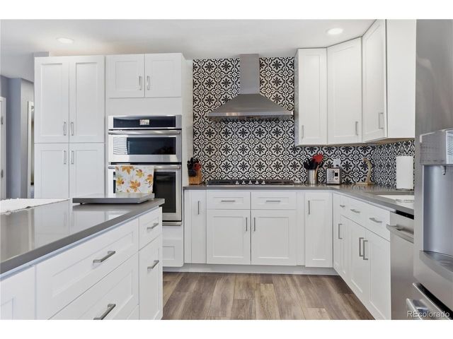 64 Baylor Dr, Longmont, CO 80503