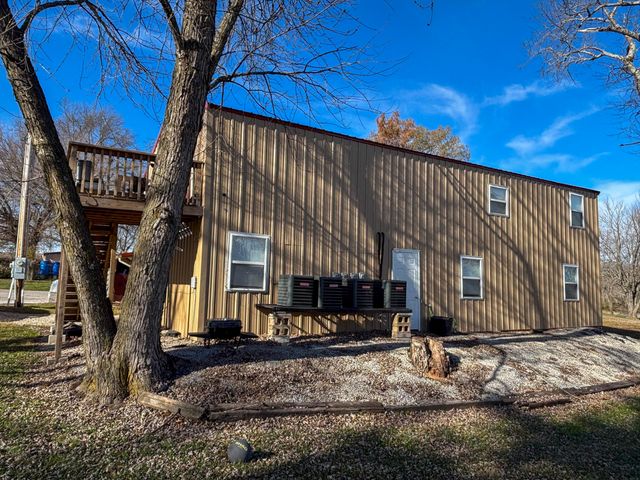 1000 W 3rd Street, Mountain Grove, MO 65711