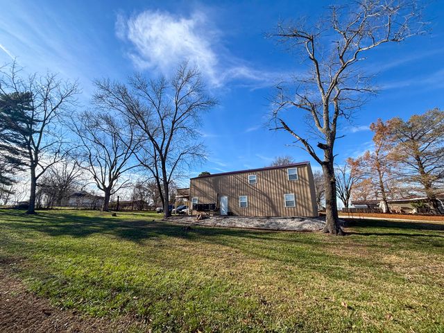 1000 W 3rd Street, Mountain Grove, MO 65711