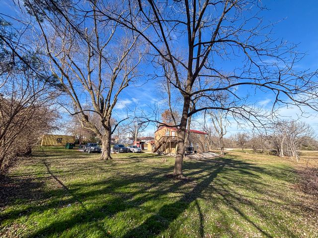 1000 W 3rd Street, Mountain Grove, MO 65711