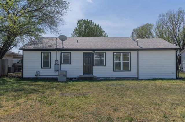 1202 Mark Street, Shawnee, OK 74801