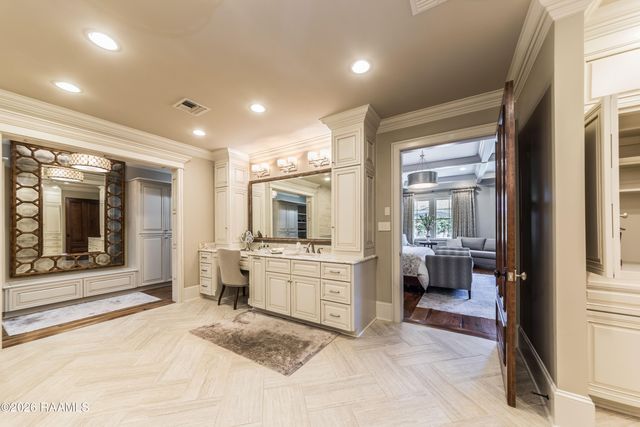 100 Shannon Road, Lafayette, LA 70503