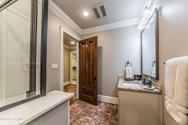 100 Shannon Road, Lafayette, LA 70503